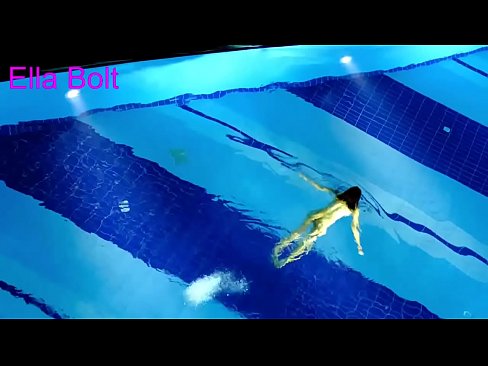 ❤️ Não consigo parar de observar, jovem loira apanhada nadando nua na piscina do resort ELLA BOLT ❤ Sexo vídeo em pt-br.yespornpics.ru ❌️❤